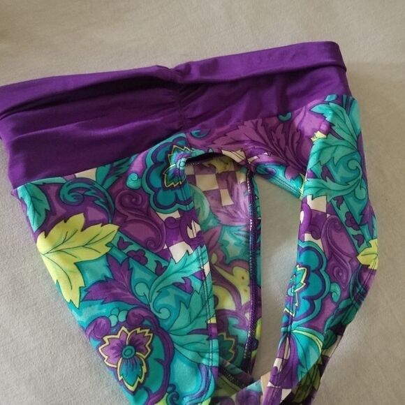 Two Piece Swimsuit - Picture 2 of 8